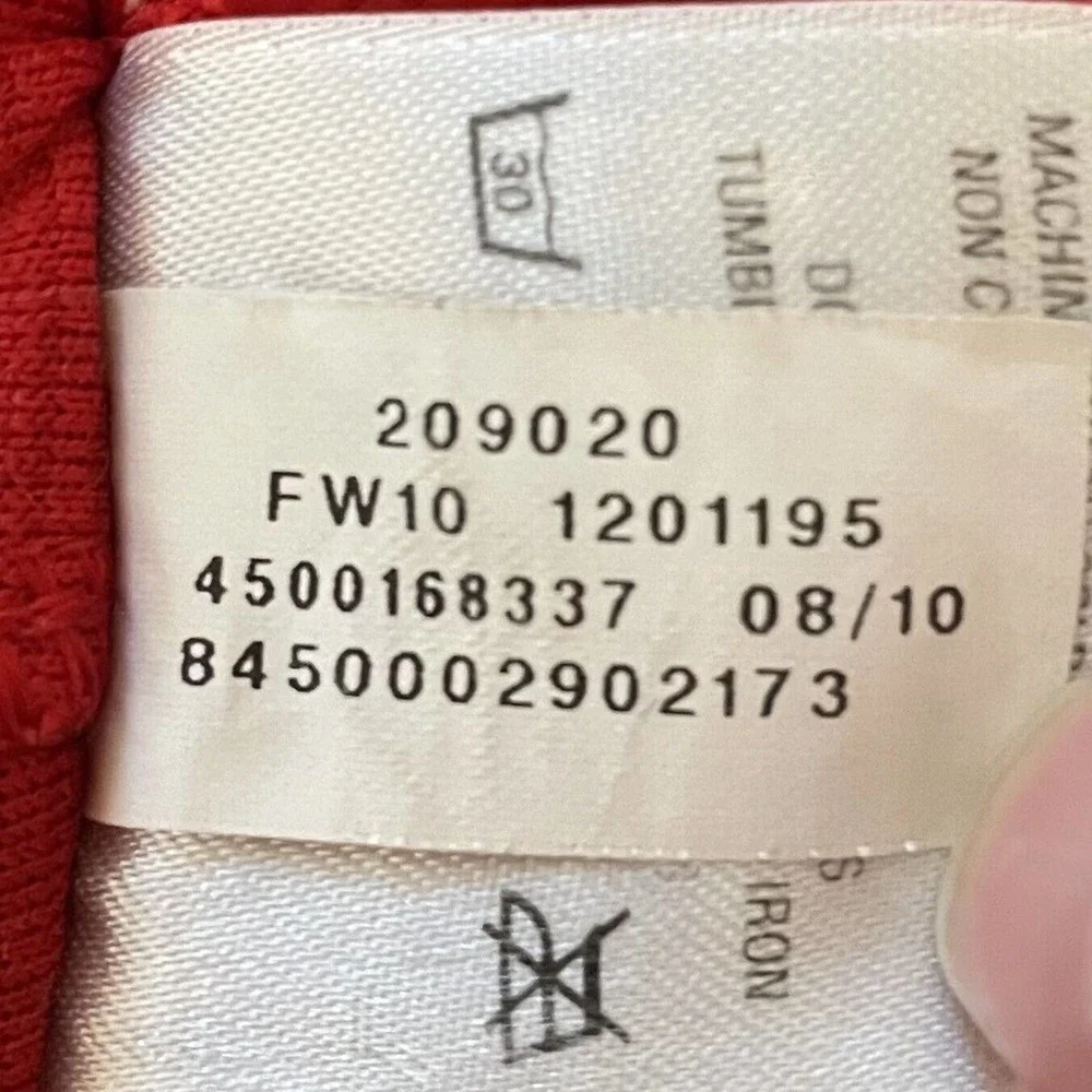 Under Armour Medium Athletic Shorts Red Pockets Elastic Waist Mesh Fitne… - Picture 7 of 7